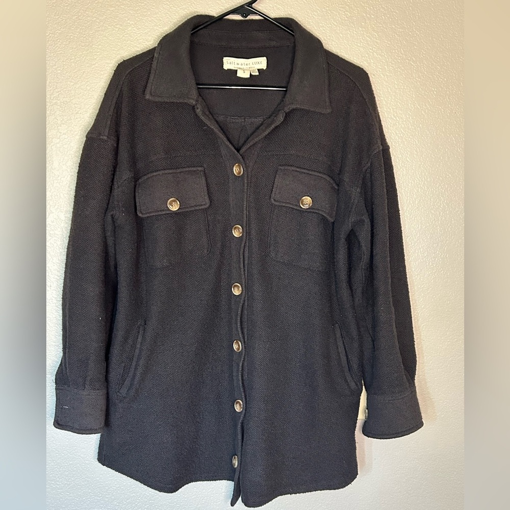 Saltwater Luxe Women's Shacket Oversized Long Sleeve Button Down Shirt Jacket S